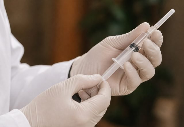 Ozonoterapia: preparazione della miscela di ossigeno-ozono per infiltrazione